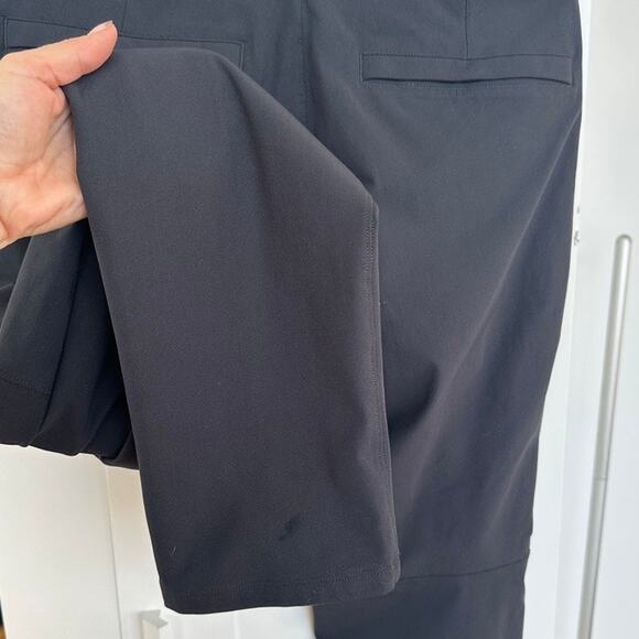 Lululemon Men's ABC Classic-Fit 5 Pocket Pant 30" X 31" Obsidian Gray, EUC - Picture 5 of 7